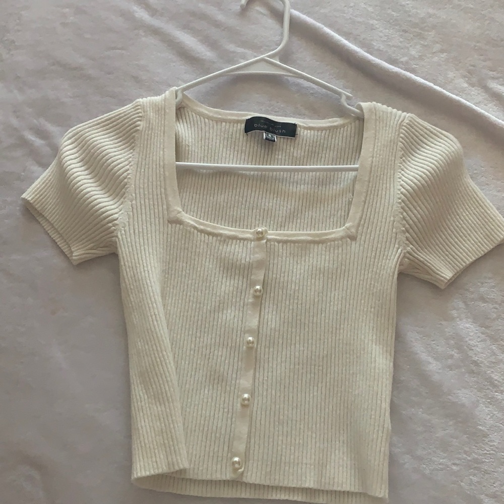 Blue Blush pearl button top, never worn